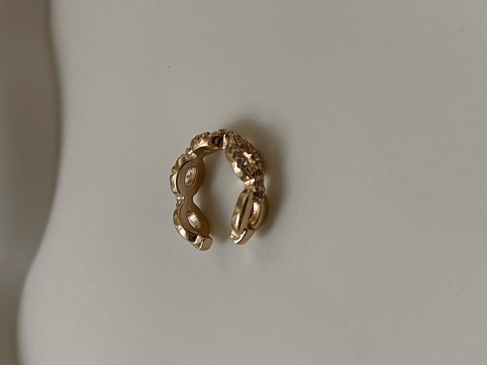 Düğme gold detaylı earcuff