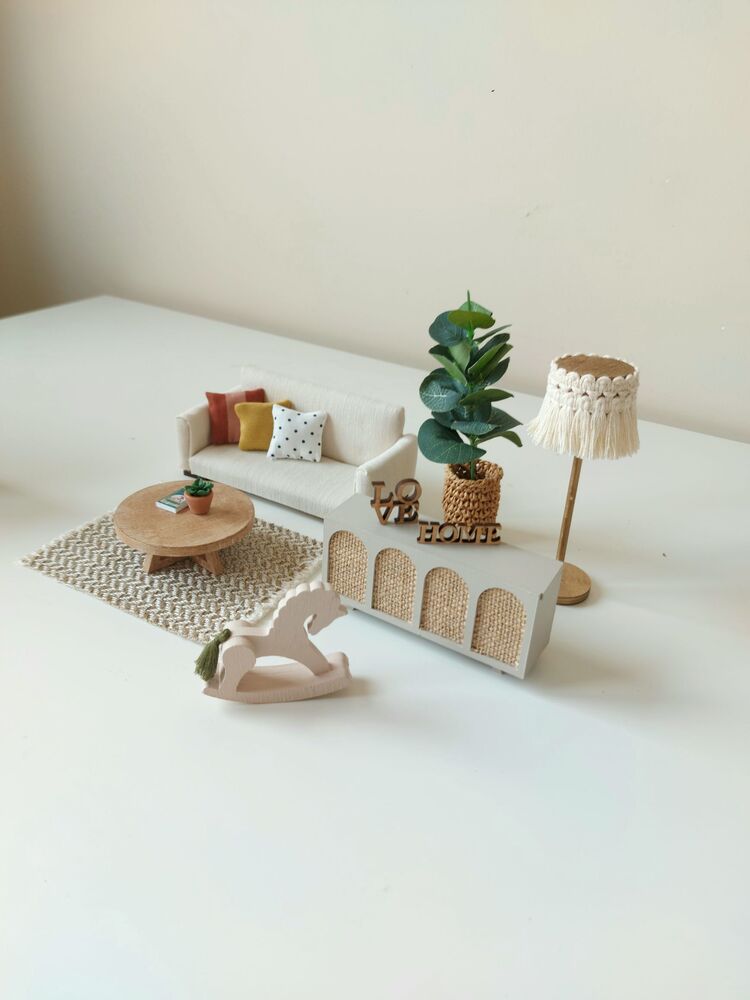 Minidom Travel Dollhouse Living Room