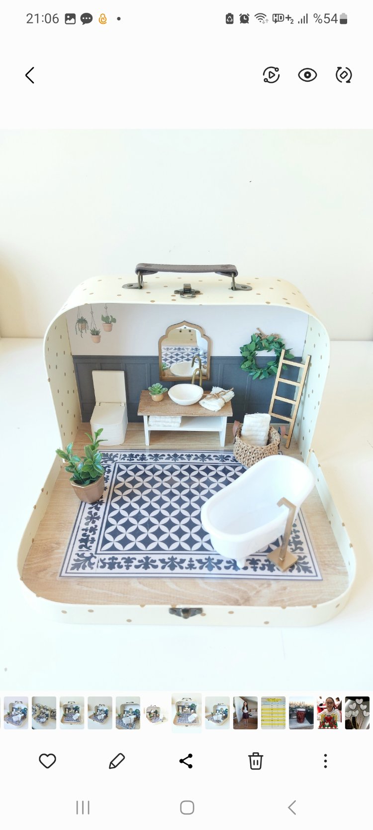 Minidom Bathroom Set