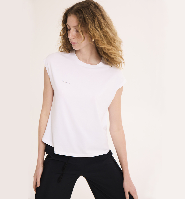 MOYA T-shirt