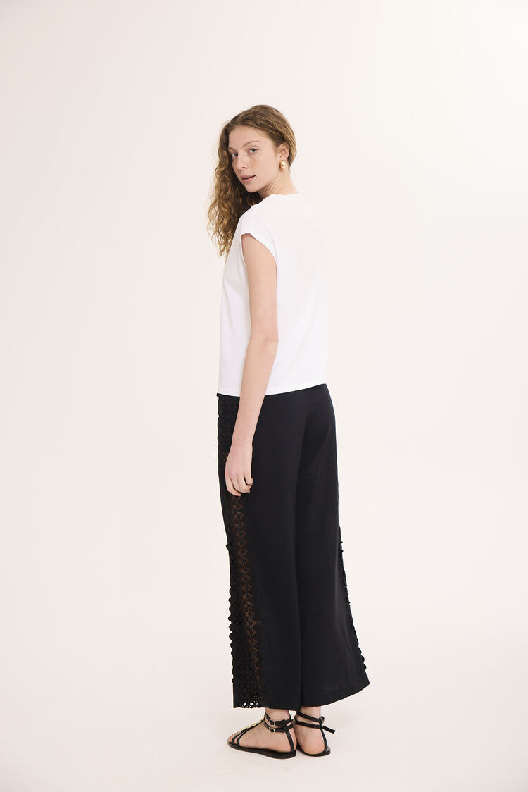 MOYA T-shirt