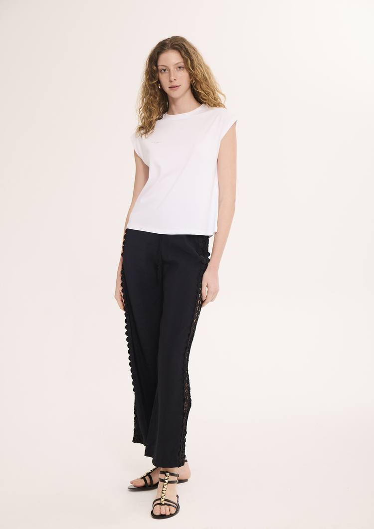 MOYA T-shirt