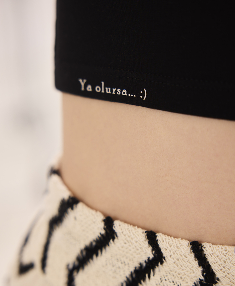 KİVA Baskılı Crop Top / Siyah