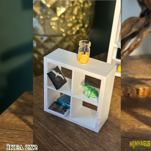 IKEA 2X2 Kallax
