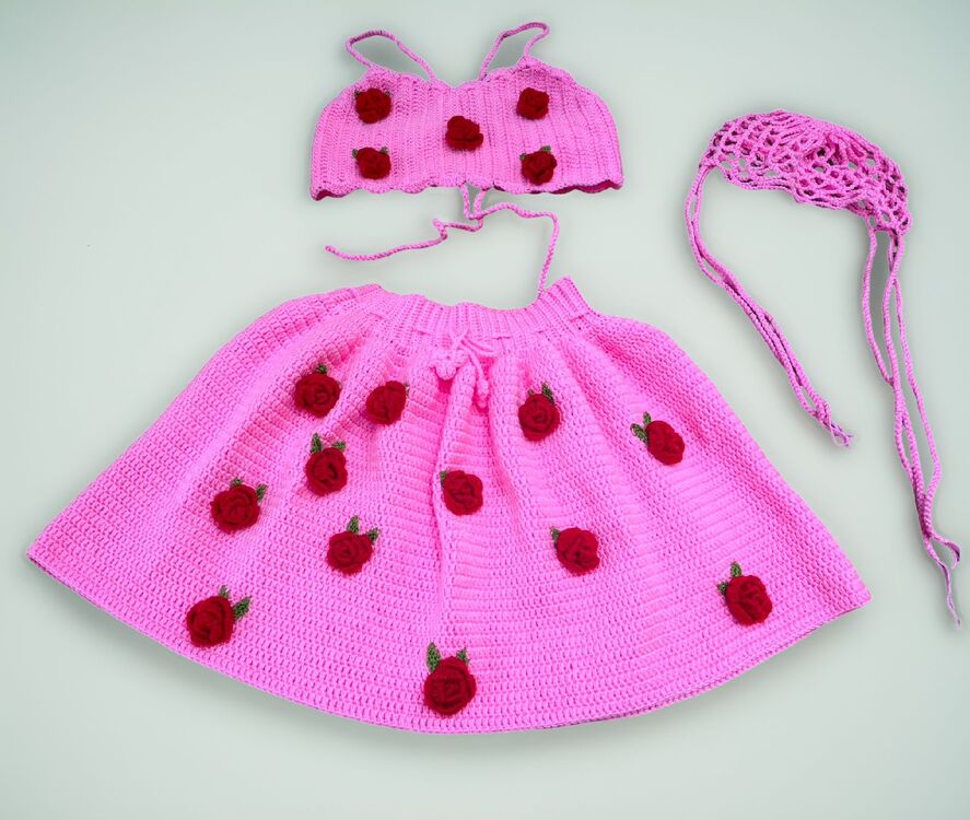 3D Güllü Pembe Örgü Crop ve Mini Etek Takım & File Yazlık Şapka Seti