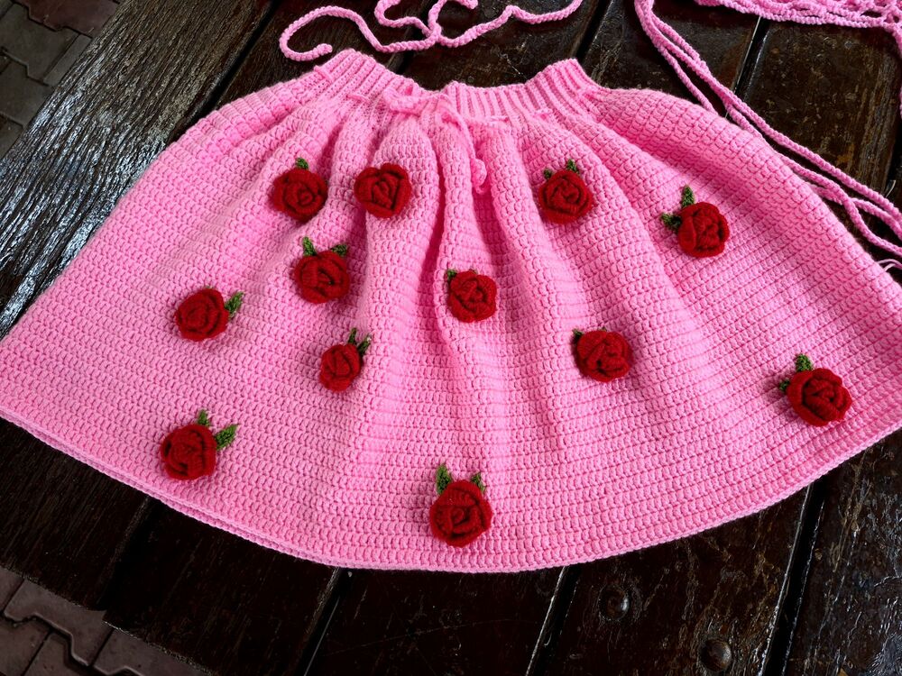 3D Güllü Pembe Örgü Crop ve Mini Etek Takım & File Yazlık Şapka Seti