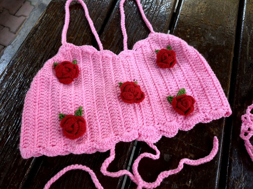 3D Güllü Pembe Örgü Crop ve Mini Etek Takım & File Yazlık Şapka Seti