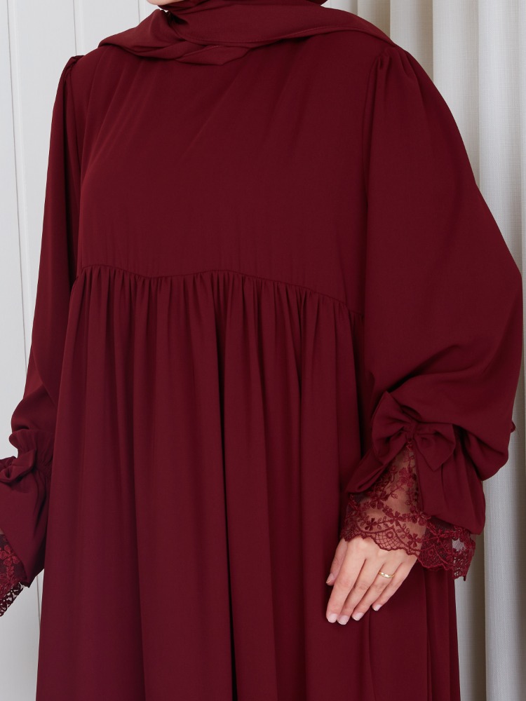 MEDİNE İPEĞİ KOLU DANTELLİ ELBİSE``BORDO