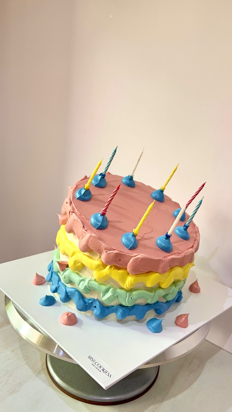 Cartoon cake