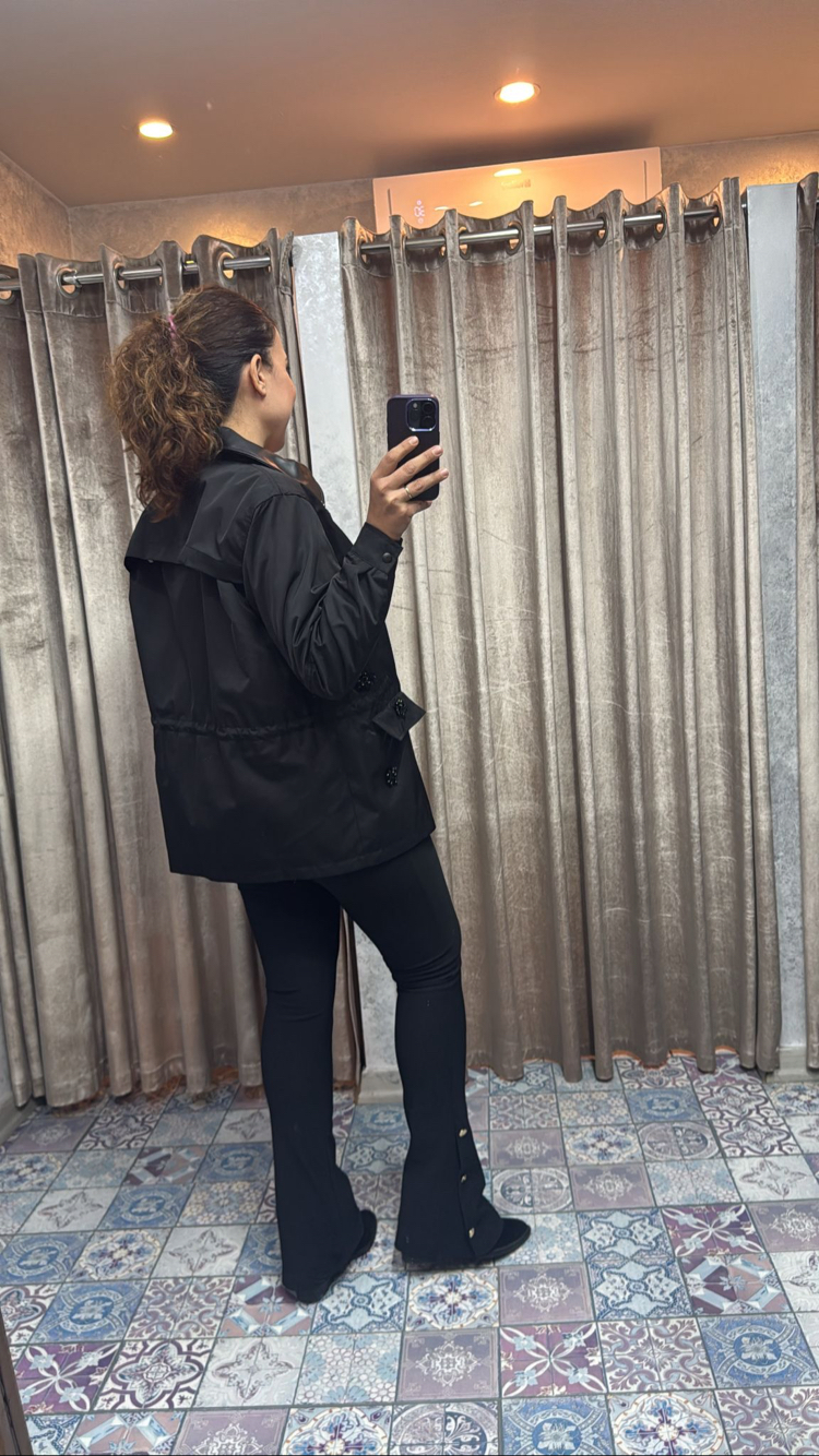 Tasarım taş işlemeli deri yaka ceket