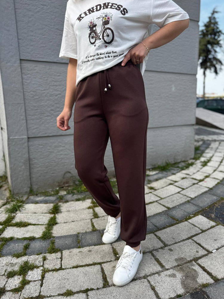 Beli lastikli jogger eşofman 