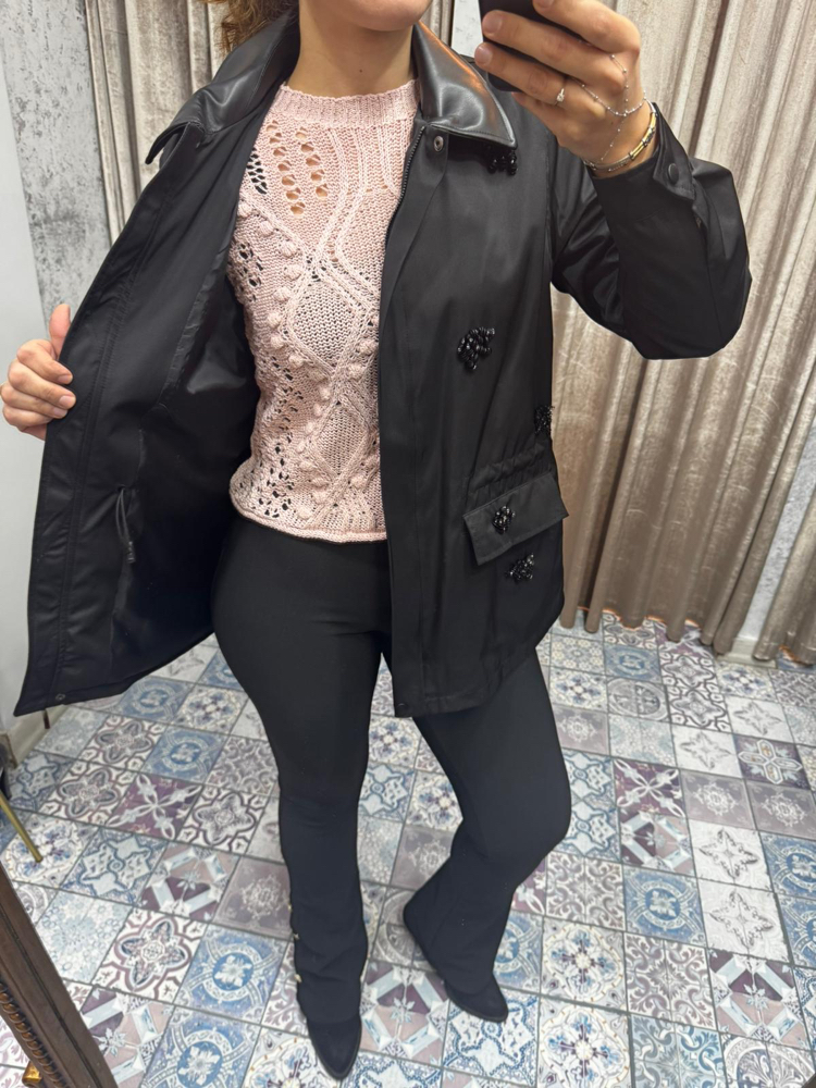 Tasarım taş işlemeli deri yaka ceket
