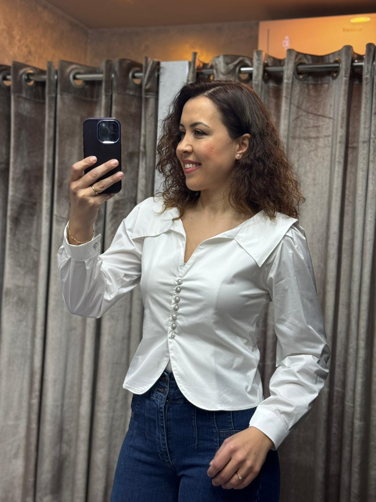 Taşlı düğme detaylı poplin kumaş gömlek