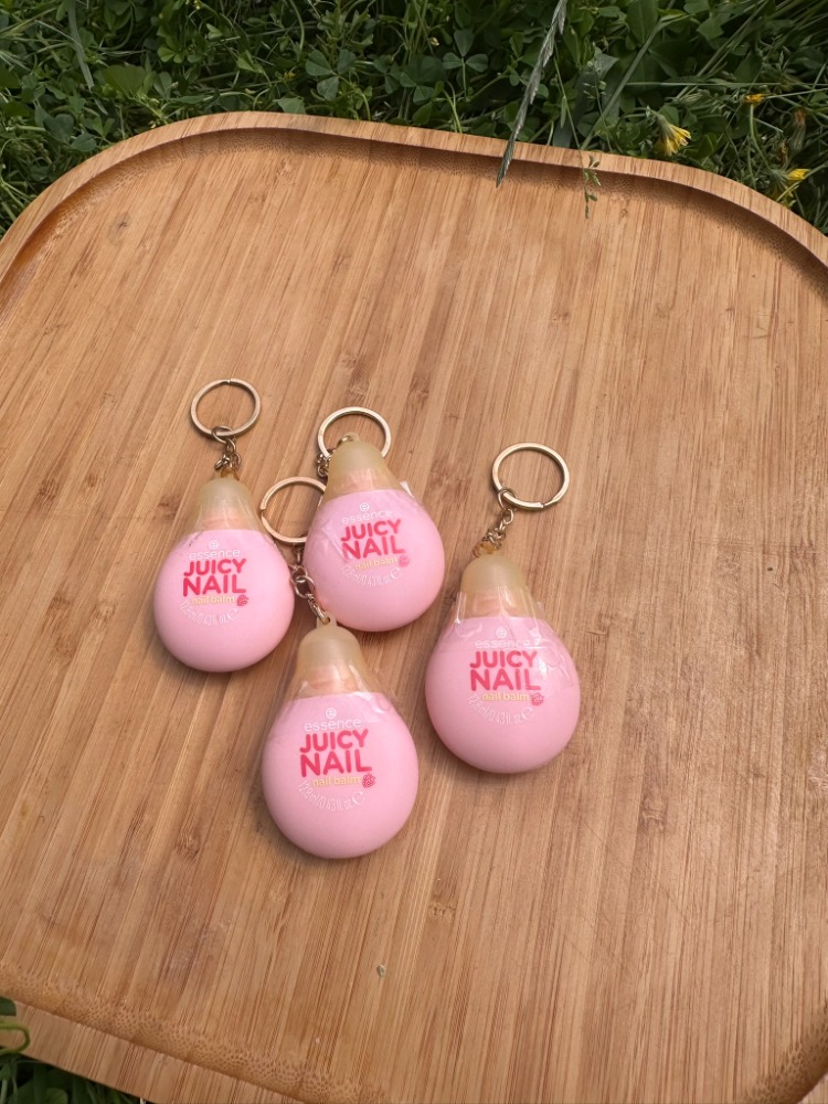 Essence Juicy Nail Anahtarlıklı Tırnak Balmı
