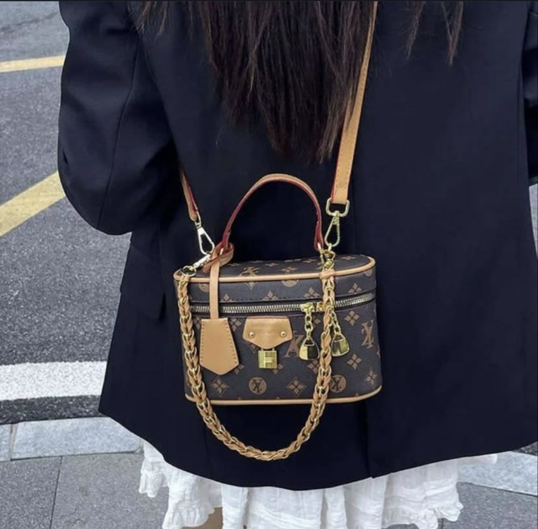 Louis Vuitton Vanity Mini