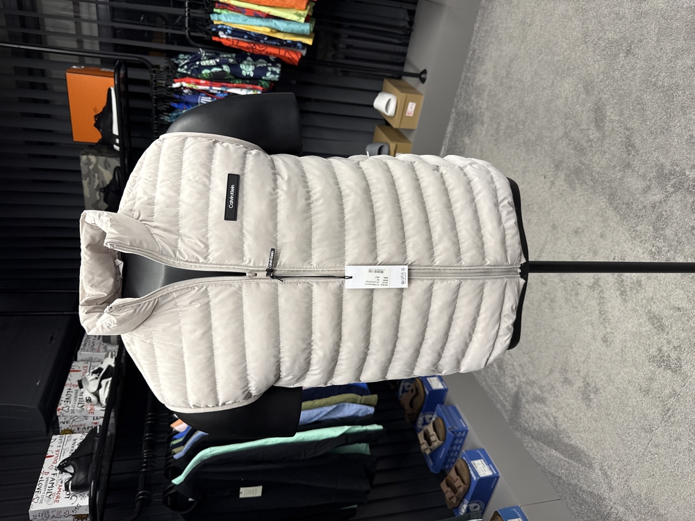OUTLET ÜRÜNÜ  Calvin Klein Yelek (Bej)8043