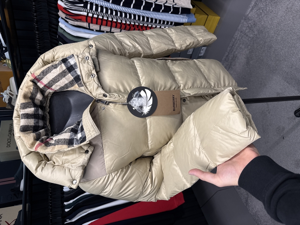 İthal Burberry Kaz Tüyü Şişme Mont (80247-Bej)