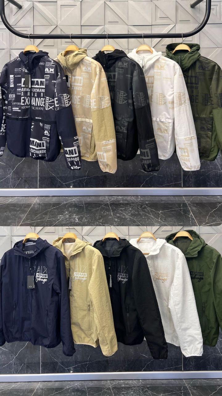 Outlet ürünü Armanı Exchange Çift Taraflı Kapüşonlu Yağmurluk (7207-Lacivert)