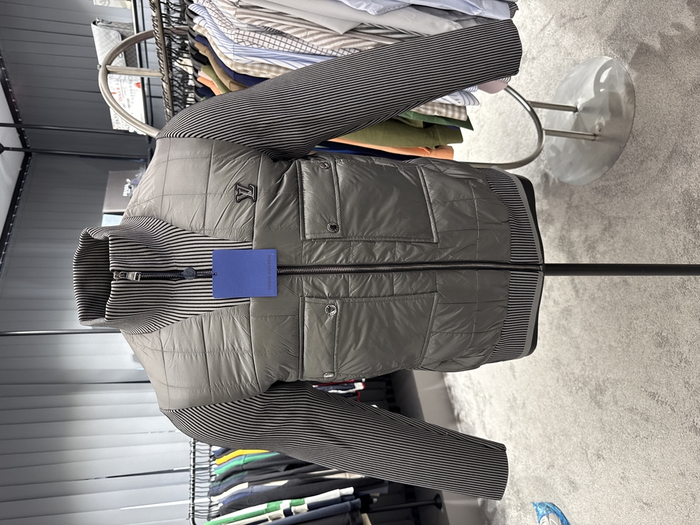 Outlet ürünü İthal Louis Vuitton Capitone Mont 4588 (Silver)