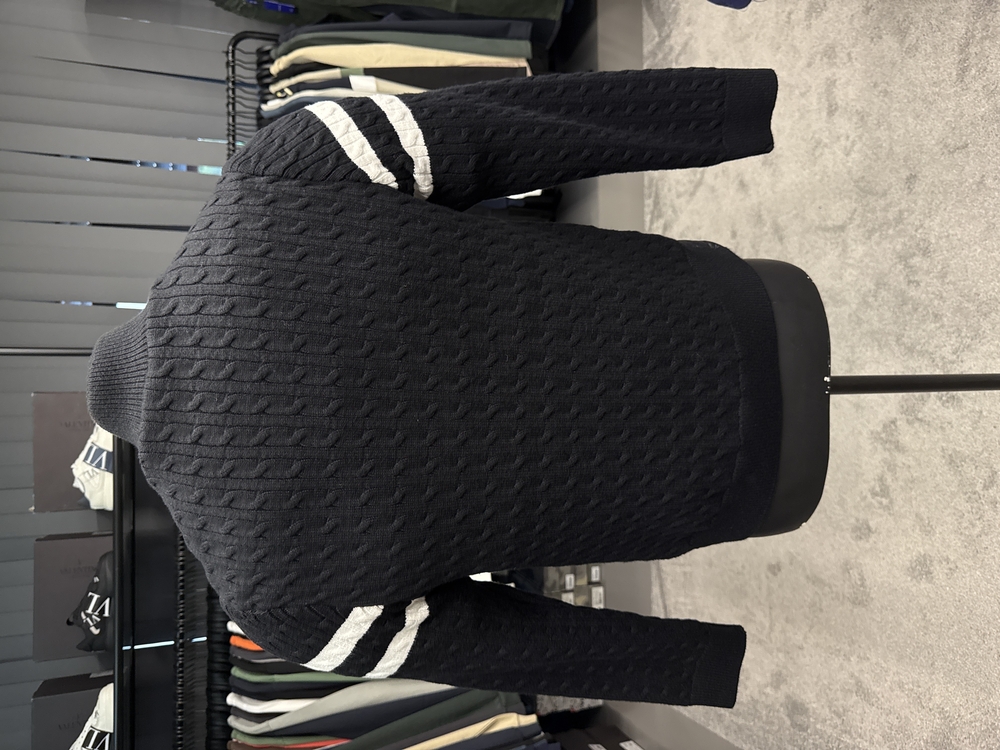 Outlet ürünü İthal Moncler Mont 4747 (Siyah)