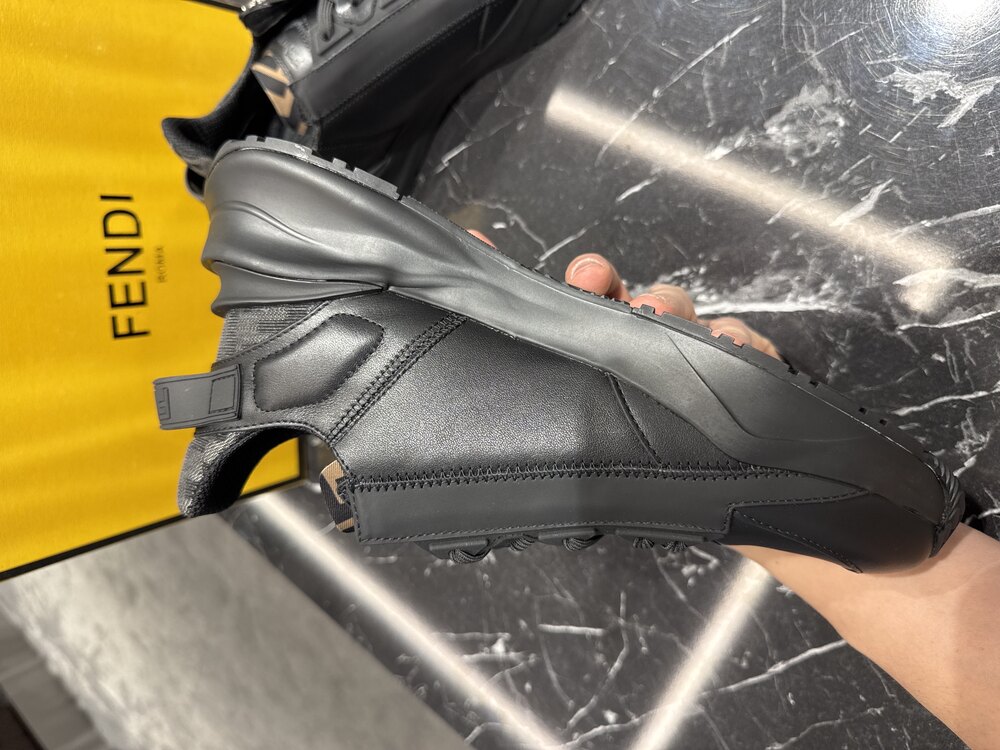 Fendi Sneakers (İTHAL ÜRÜN)