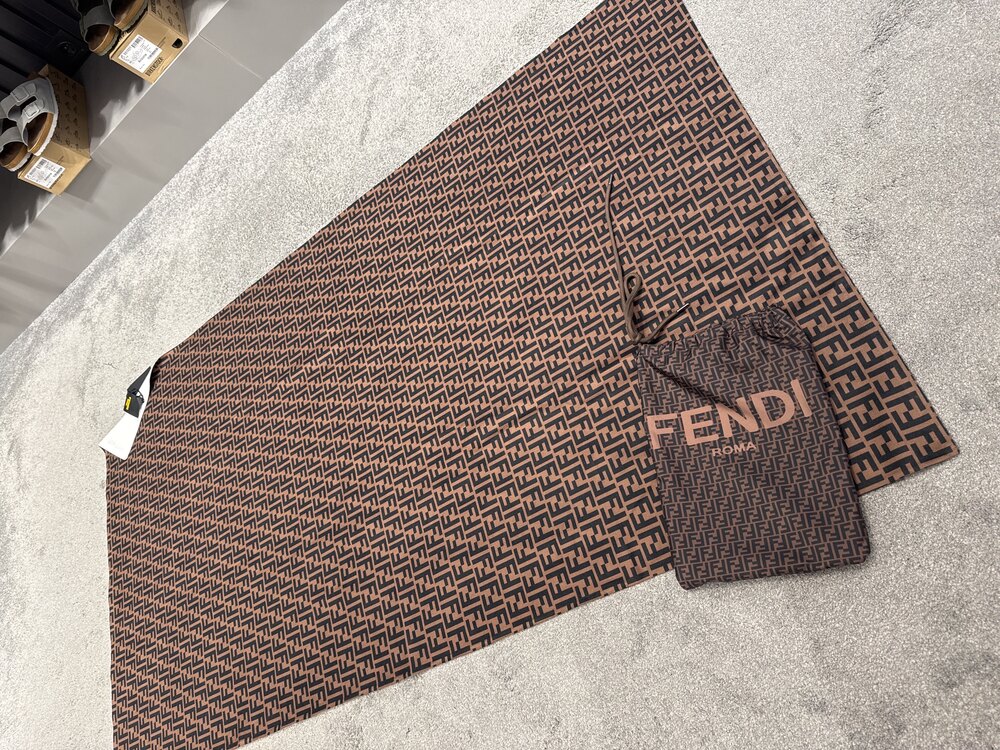 Fendi Dijital  Baskılı Plaj Havlusu