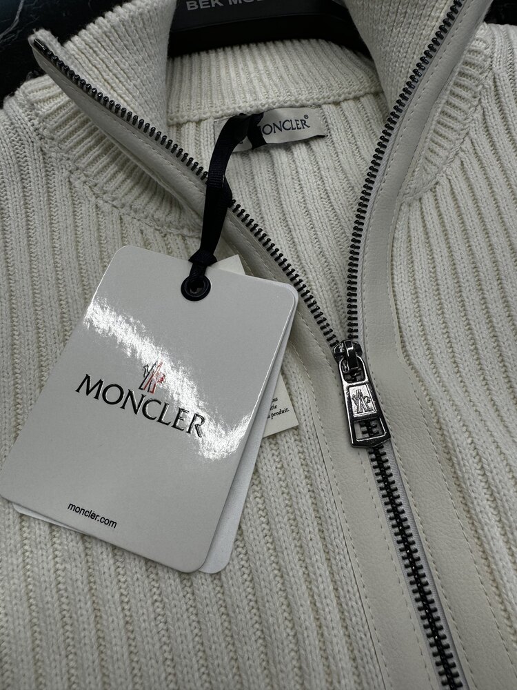Outlet Moncler Uzun Fermuarlı Ceket (Beyaz)