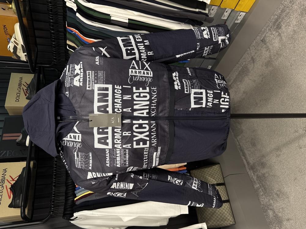 Outlet ürünü Armanı Exchange Çift Taraflı Kapüşonlu Yağmurluk (7207-Lacivert)