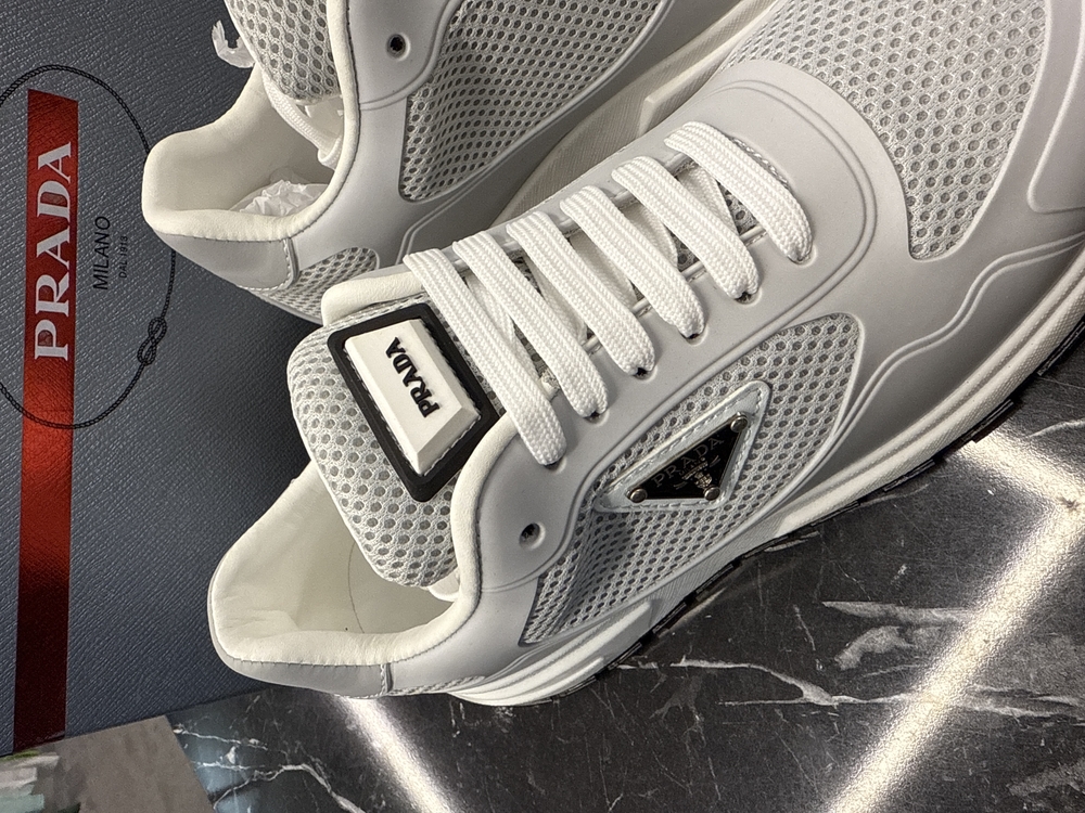 Prada Sneakers (İTHAL ÜRÜN)