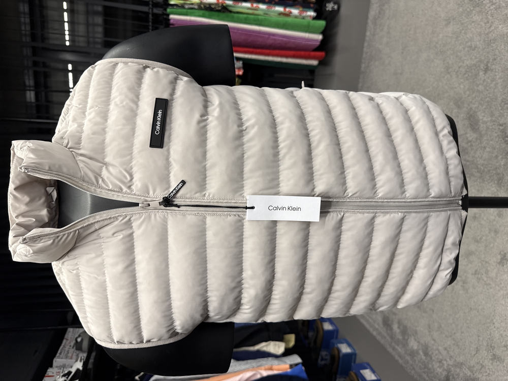 OUTLET ÜRÜNÜ  Calvin Klein Yelek (Bej)8043
