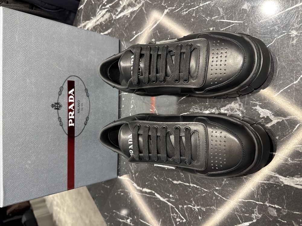 Prada Deri Yüksek Taban Sneakers (İTHAL ÜRÜN)