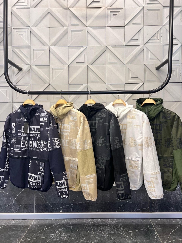 Outlet ürünü Armanı Exchange Çift Taraflı Kapüşonlu Yağmurluk (7207-Beyaz)