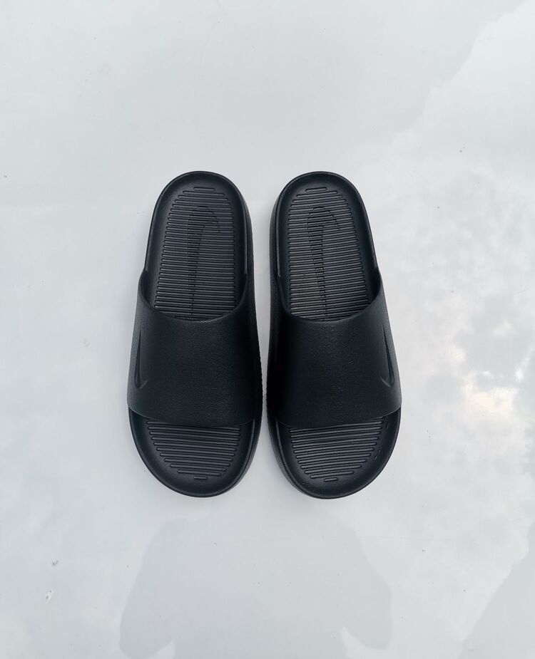 Nike Calm