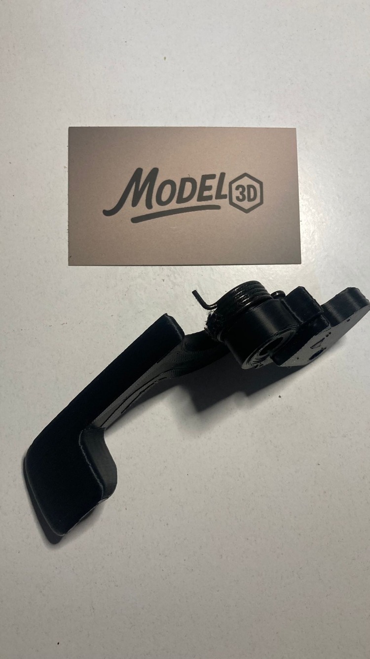 TOYOTA COROLLA 1993-2002 Kaput açma kolu 64640-12101