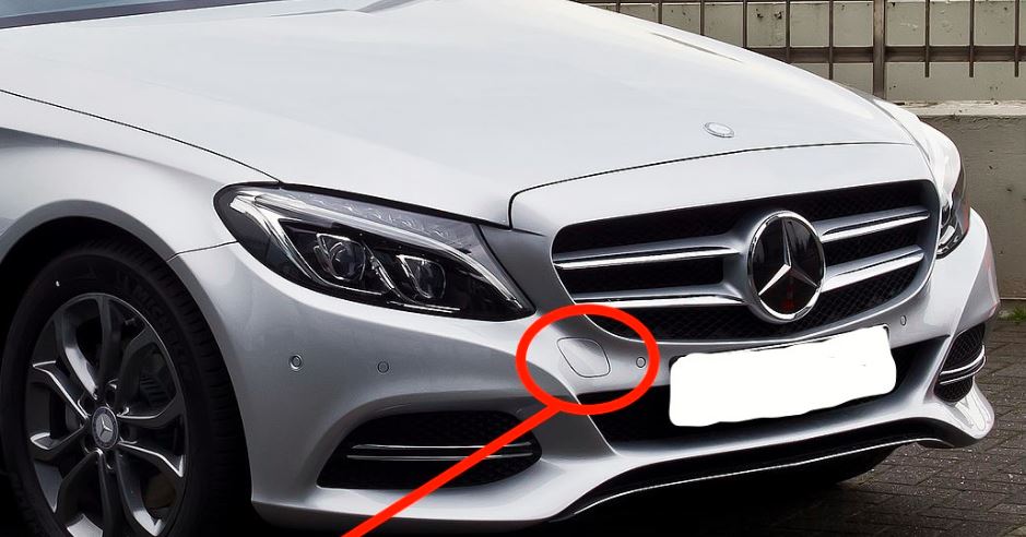 Mercedes w205 C-Class 2013-2019 Ön çeki demir kapağı A2058850724