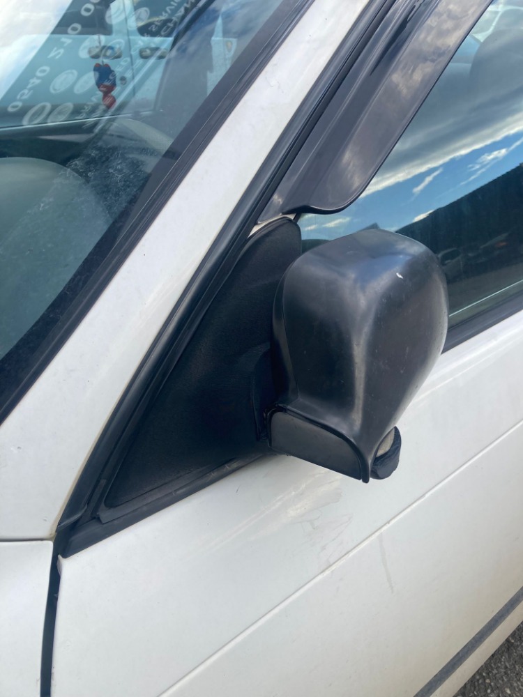 Toyota Corolla 1993-1998 AE110 serisi dikiz aynası duyu SOL 87940-02150