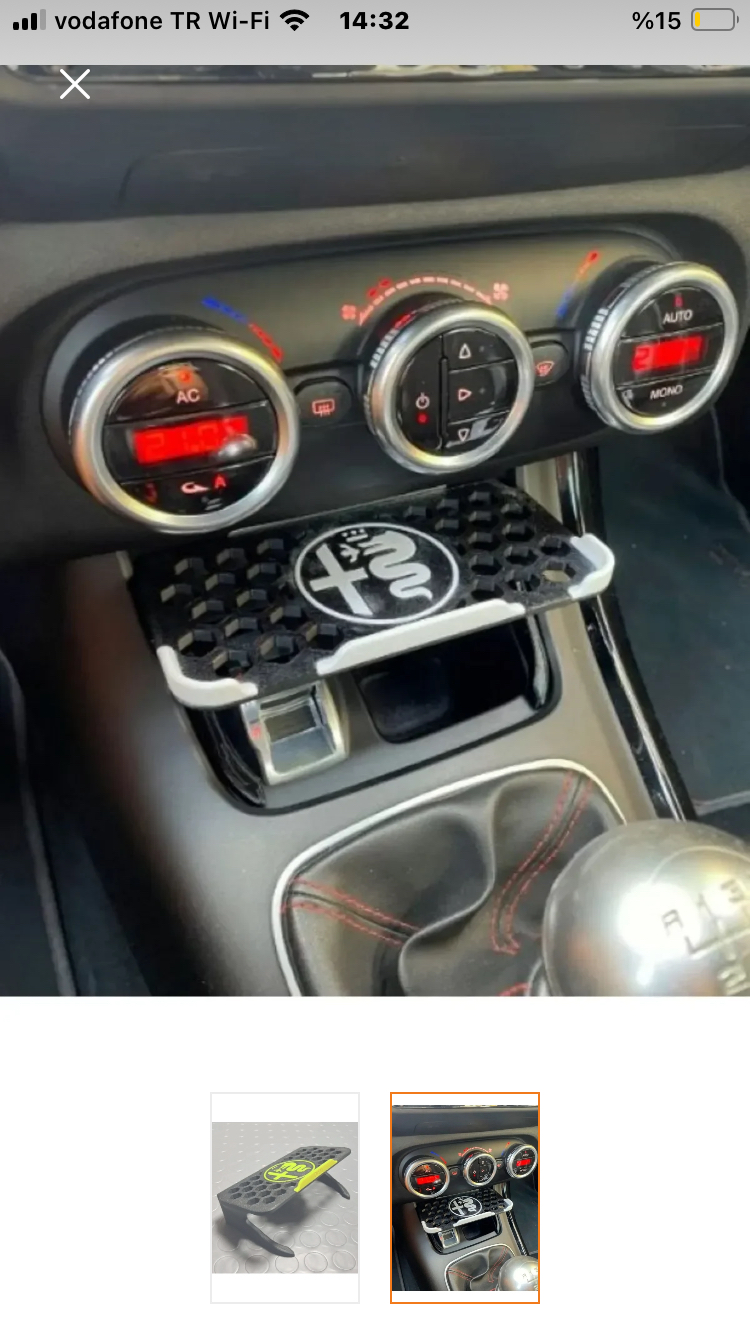 Alfa Romeo Giulietta Telefon tutacağı