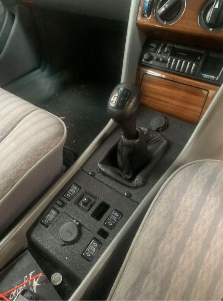 Mercedes W124 ön konsol vites buton set çerçeve