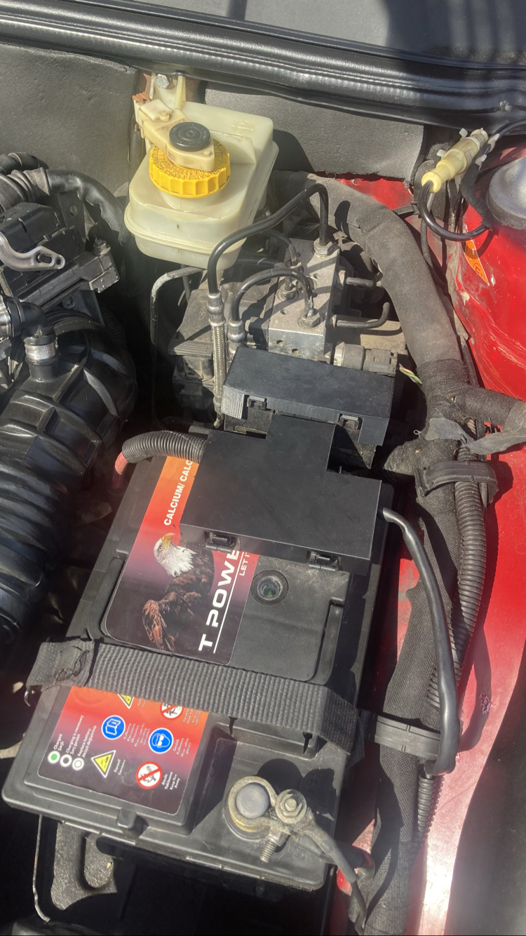 Alfa Romeo 156 akü kapağı alt ve üst set