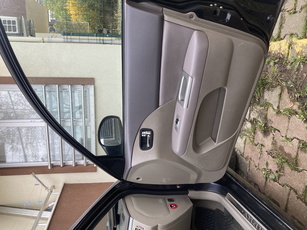 Chery kapı kolu çerçevesi