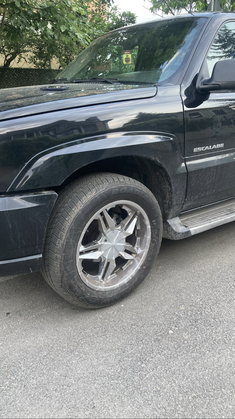 Cadillac escalade jant kapağı 