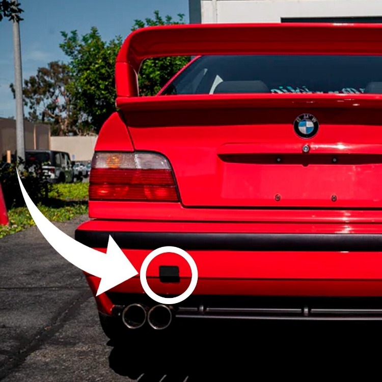 E36 arka çeki demir kapağı