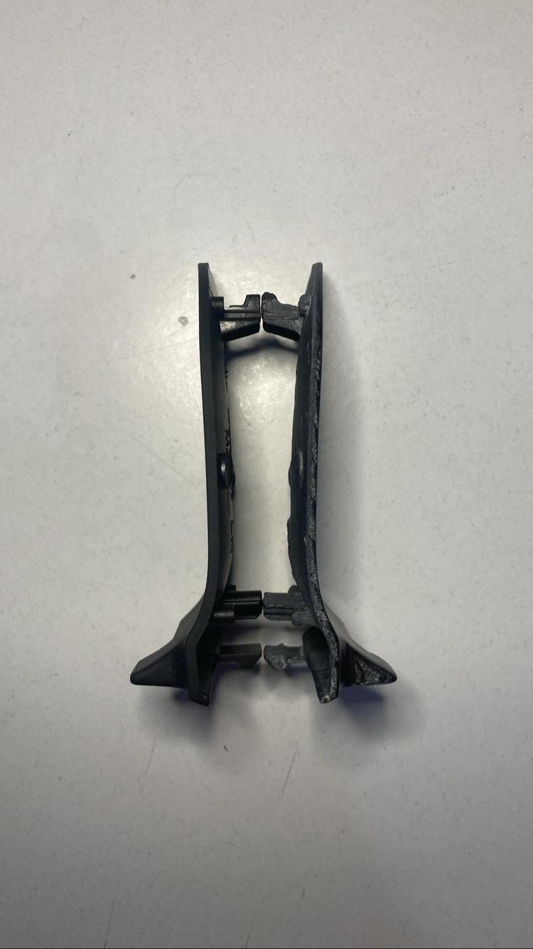 Nissan micra K14 kapı içi civata kapağı 80676-5FA0A Sağ