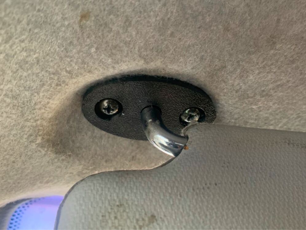 Kia Sportage 2001 Güneşlik Braketi