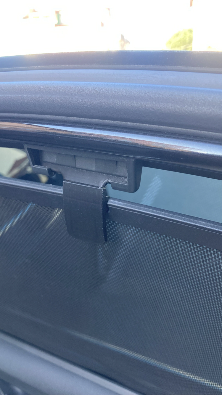 Skoda Superb Arka Perde tutucu klips