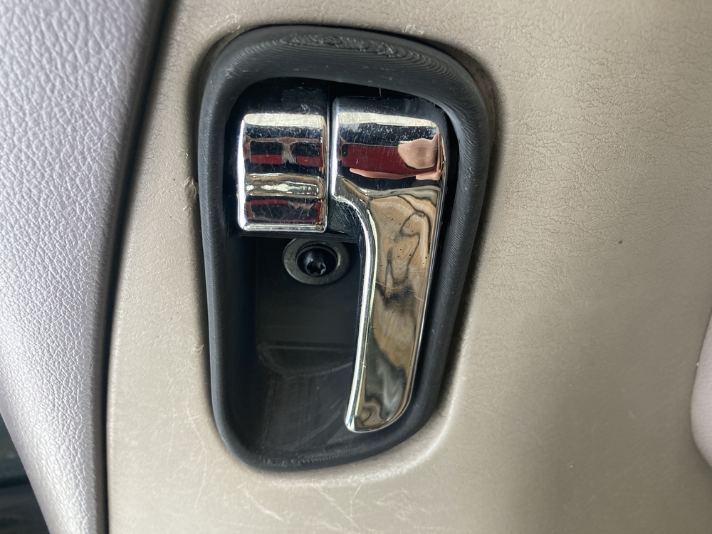 Chery kapı kolu çerçevesi