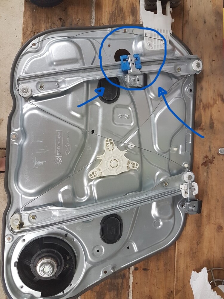 Hyundai I30 2007 - 2011 Cam Kriko Klipsi Fiberi 