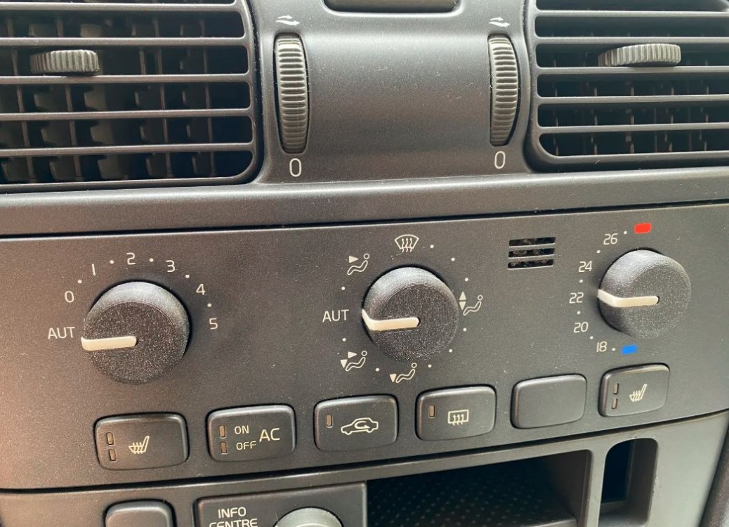 Volvo S40 Klima tuşları takımı