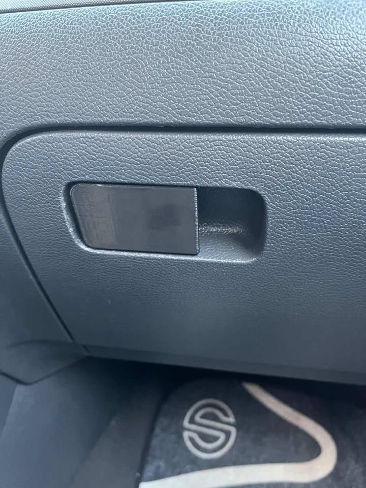 Volkswagen Golf Jetta Scirocco Torpido gözü mandalı 1K1857147