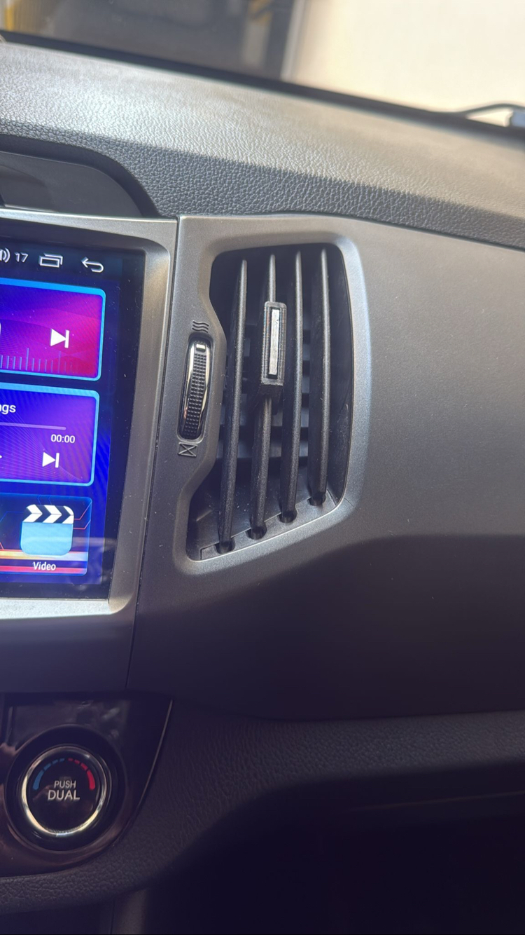 Kia Sportage ön Klima havalandırma ızgara yönlendirici